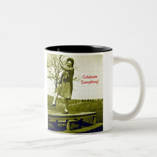 Haal 's ochtends een Kick uit. Tweekleurige Koffiemok