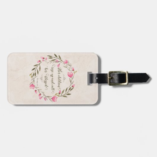 Haar kinderen staan op en noemen haar ontdaan bagagelabel (Voorkant horizontaal)