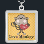 Haar Love Monkey Ketting<br><div class="desc">Een schattige aap met een hart dat haar en de woorden Love Monkey eronder versierde met rood hart. Haal het ketting van haar liefdesapen voor hem. Deze schattige en grappige paren kettingen maken de perfecte verjaardag, bruiloft, Valentijnsdag cadeau of elke dag cadeau voor koppels gek in liefde. Kunstwerk © Chrissy...</div>