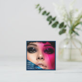 Haar Make-up Artiest Modern Blue QR Code Vierkante Visitekaartje (Staand voorkant)