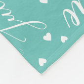 Haar naam en harten over licht-blauwgroen fleece deken (Hoek)