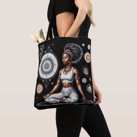 Haar wijsheid beheerst het Tas (Dichtbij)