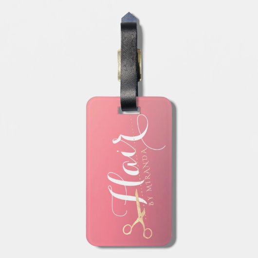 Haarstylist Makeup Salon Modern Pink Gold Scissors Bagagelabel (Achterkant verticaal)