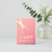 Haarstylist Makeup Salon Modern Pink Gold Scissors Kortingskaartje (Staand voorkant)