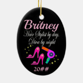 HAARSTYLIST OVERDAG, DIVA BY NIGHT GEPERSONALISEER KERAMISCH ORNAMENT (Achterkant)