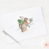 Haas konijn gekleed voor Kerstmis Ronde Sticker (Envelop)