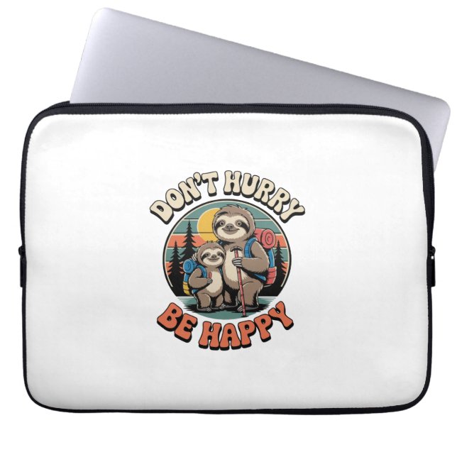 Haast je niet, wees een gelukkig sloth-wandelteam laptop sleeve (Voorkant)