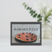 Habemus Pizza Party Invitation Briefkaart (Staand voorkant)