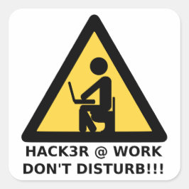 Hacker op het werk vierkante sticker