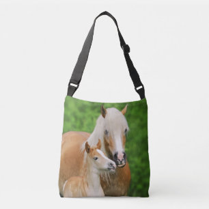 Haflinger Horses Cute Foal Kiss Mum Photo — Crossbody Tas