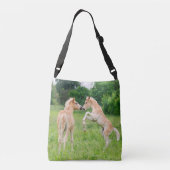 Haflinger Paarden Leuke veulens Achterfoto - Cross Crossbody Tas (Achterkant)