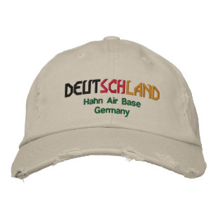 Hahn AB Deutchland geborduurd Pet