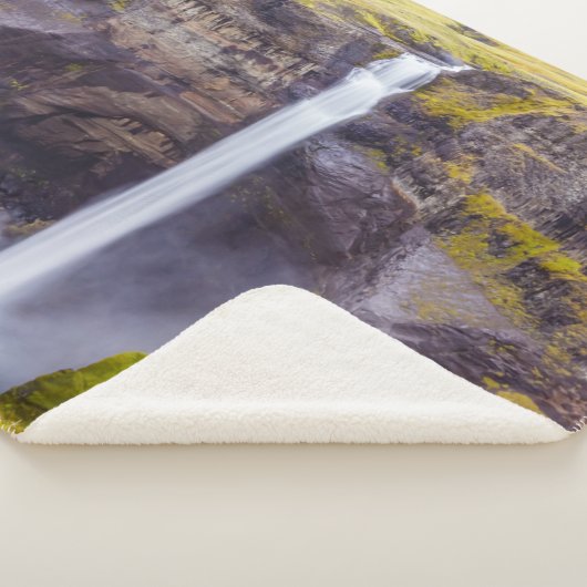 Haifoss waterval, IJsland Sherpa Deken (3/4)