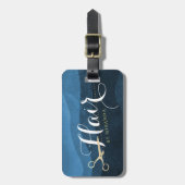 Hair Salon Haarstylist Modern Blue & Gold Scissors Bagagelabel (Voorkant verticaal)
