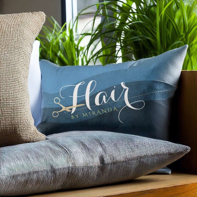 Hair Salon Haarstylist Modern Blue & Gold Scissors Kussen (Creator heeft geüpload)