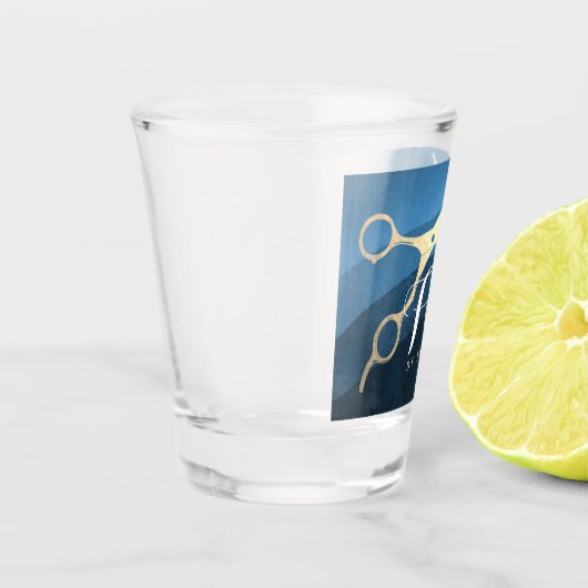 Hair Salon Haarstylist Modern Blue & Gold Scissors Shot Glas (Links)