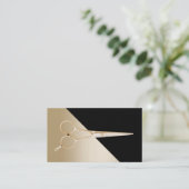 Hair Stylist Modern Black & Gold Scissor Visitekaartje (Staand voorkant)