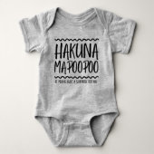 HAKUNA MAPOOPOO GRAPPIG ROMPER (Voorkant)
