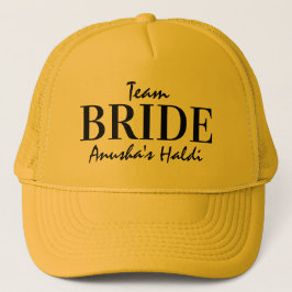Haldi ceremonie team bruid matching gepersonalisee trucker pet