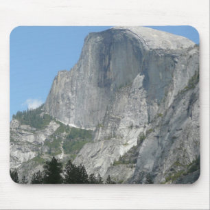 Half Dome van opzij in Yosemite National Park Muismat