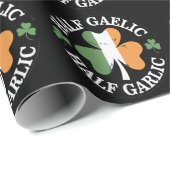 Half Gaelic Half Garlic Iers Italiaans St. Patrick Cadeaupapier (Rol Hoek)