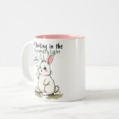 half knipperend konijn tweekleurige koffiemok (Voorkant links)