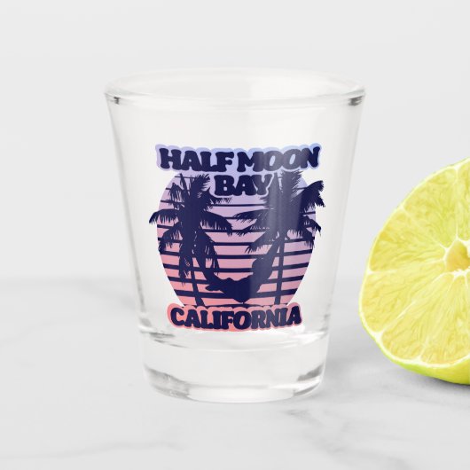 Half Moon Bay Californië Shot Glas (Voorkant)