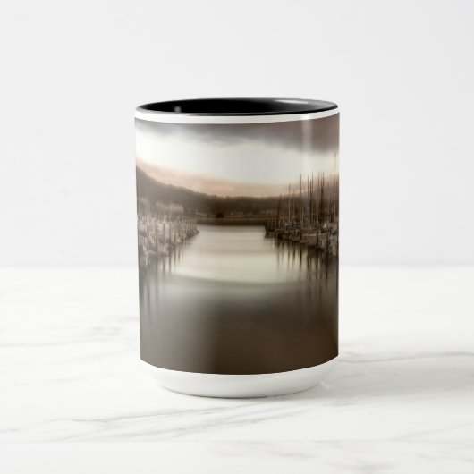 Half moonbay voor onevenwichtige pilotenhaven mok (Midden)