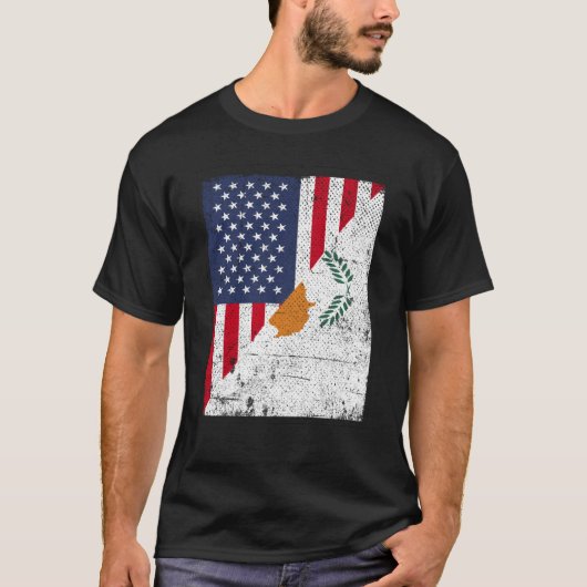 Half USA Flag Half Cyprus Flag American Cypriotic T-shirt (Voorkant)