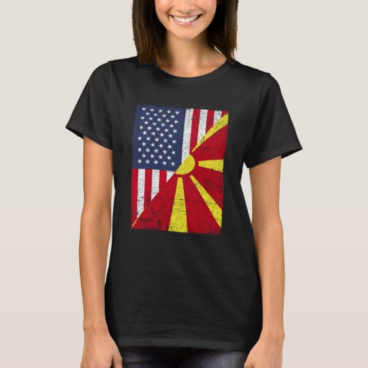 Half USA Flag Half Macedonia Flag American Macedon T-shirt (Voorkant)
