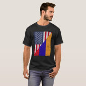 Half VS vlag half Armenië vlag Amerikaans Armenië T-shirt (Voorkant volledig)