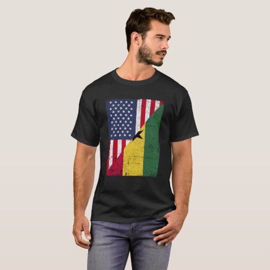 Half VS vlag Half Ghana vlag Amerikaans Ghanees T-shirt (Voorkant volledig)