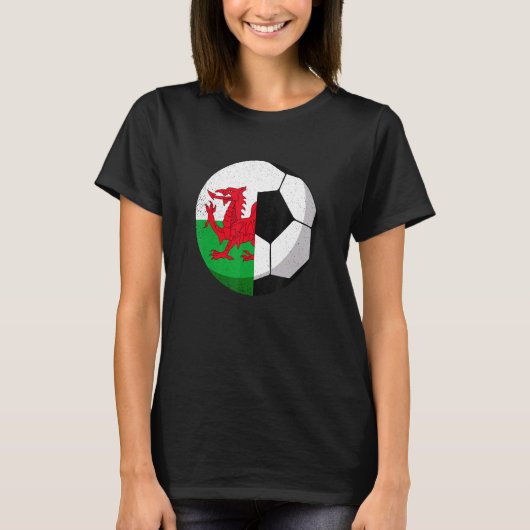 Half Wales Flag Half Football Soccer T-shirt (Voorkant)