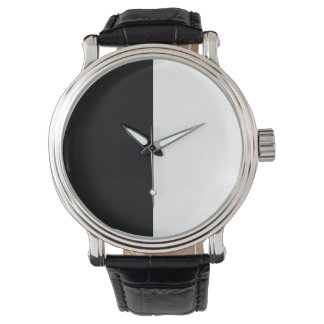 half white half black, half black half white horloge