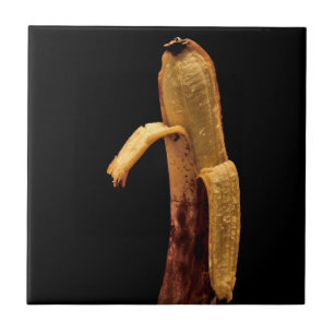 Halfgepelde banaan tegeltje