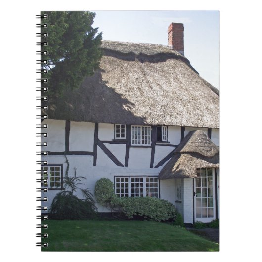 Halfgetimbered Thatched Cottage Notitieboek (Voorkant)
