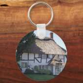 Halfgetimbered Thatched Cottage Sleutelhanger (Voorkant)