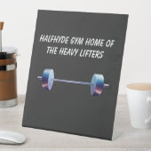 Halfhyde Gym Thuis van de Zware Lifters Reclamebord Met Voetstuk (Insitu)
