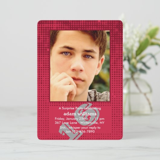 Halftone Red Photo Invitation Kaart (Staand voorkant)