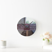 Halfweg Point, Detroit Chicago. Ronde Klok (Huis)