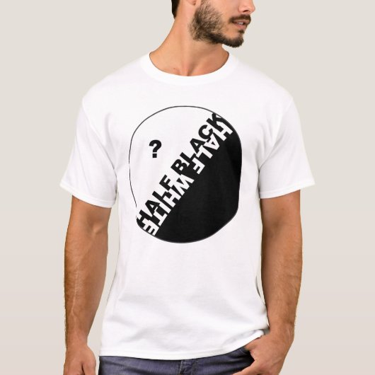 Halfzwart of half wit? T-shirt met typografie (Voorkant)
