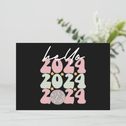 Hallo 2024 Groovy Gelukkig Nieuwjaar Kerstmis Kaart (Staand voorkant)