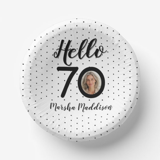 Hallo 70 Zwart & Wit Stippen Foto & Naam Verjaarda Papieren Kommen (Voorkant)