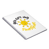 Hallo Afbeelding Geel Hand getrokken Sun Notitieboek (Rechterzijde)