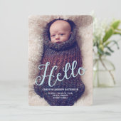 hallo Baby Boy Modern Geboortedatum Fotokaart Aankondiging (Staand voorkant)