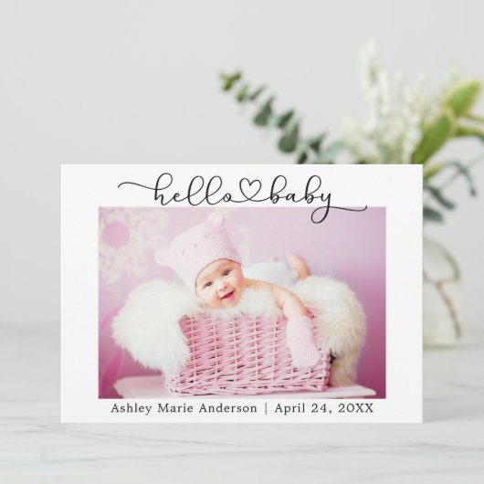 Hallo Baby Modern kalligrafiescript Heart Aankondiging (Staand voorkant)