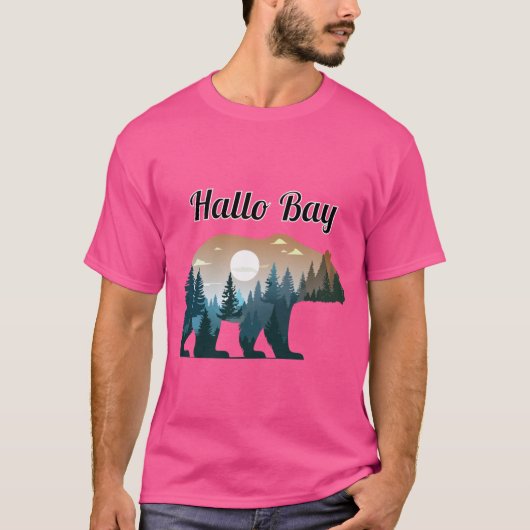 Hallo Bay Bear Silhouette with Forest Landscape in T-shirt (Voorkant)