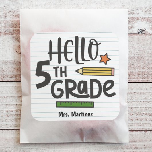 Hallo Gepersonaliseerd 5th Grade Vierkante Sticker