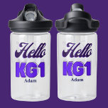 Hallo Gepersonaliseerd Terug naar School, KG1, Waterfles<br><div class="desc">Hallo Gepersonaliseerd terug naar school,  KG1, </div>