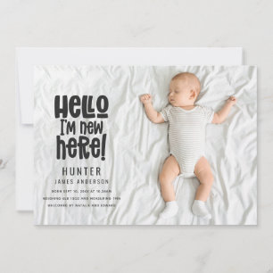 hallo ik ben nieuw hier, moderne baby-typografisch aankondiging